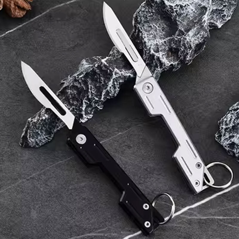 Universal knife made of stainless steel