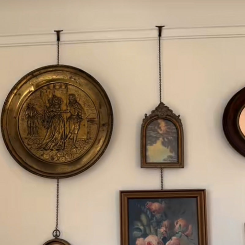 Photo frame hook